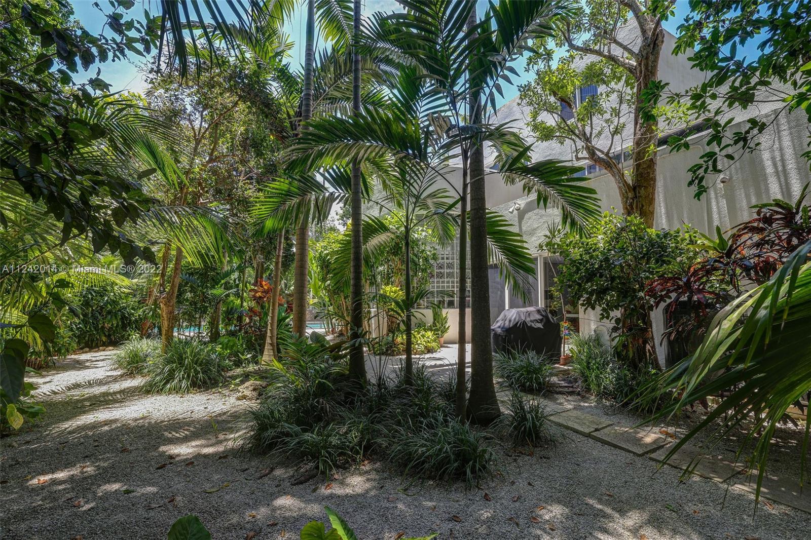 HAMMOCK PK 1ST ADDN - Residential