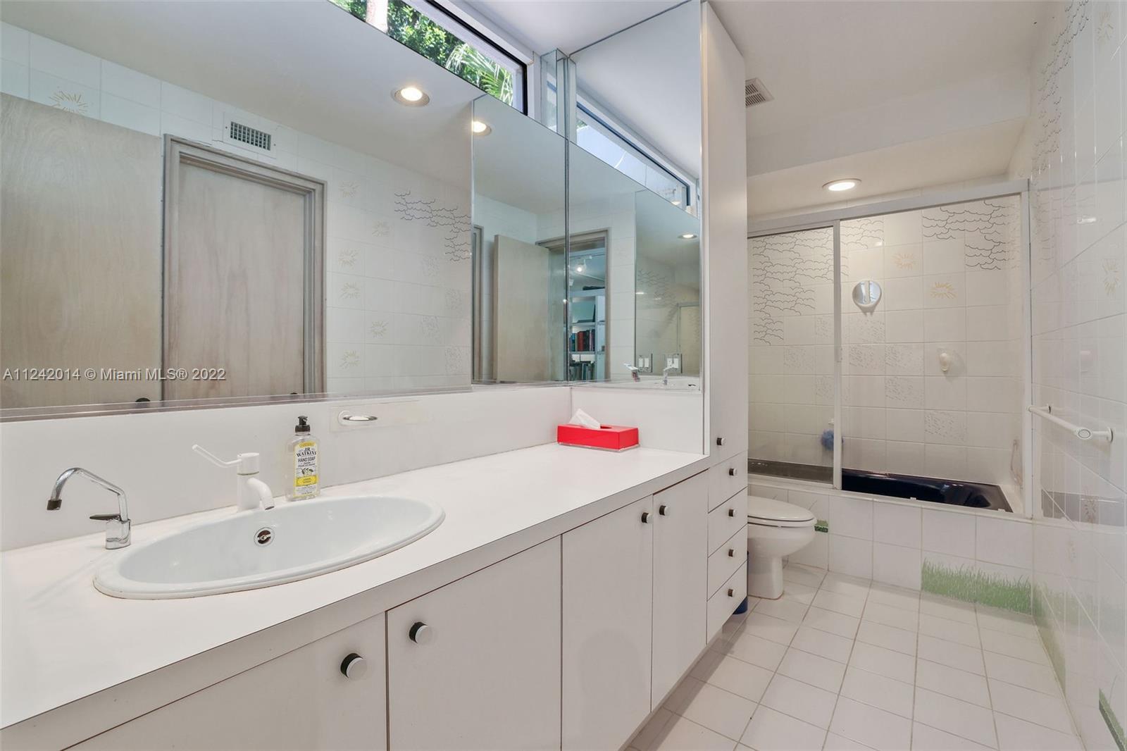 HAMMOCK PK 1ST ADDN - Residential