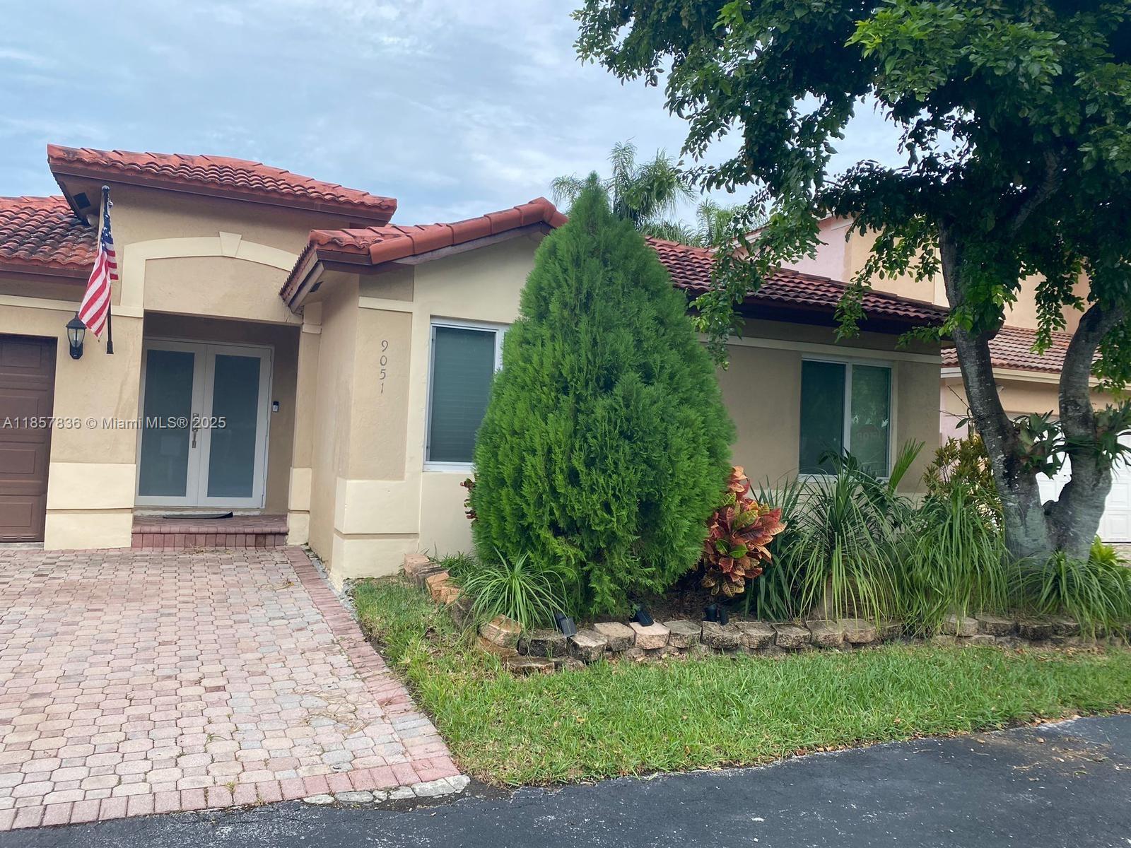 Amazing 3 bedroom, 2 bathroom single family home located in the heart of Cutler Bay, All offers MUST be accompanied by a Police Report, Credit Report, and 30-day paystubs, Pets under 20 pounds are allowed