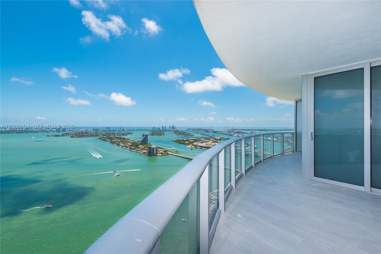 ARIA ON THE BAY CONDO - Residential