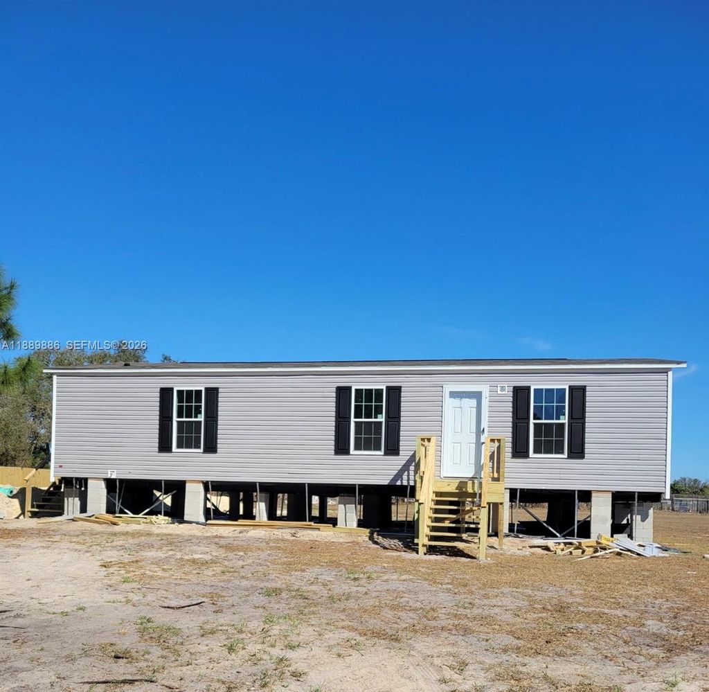 Photo of 357 Horse Club, Clewiston, FL 33440 (MLS # A11889886)