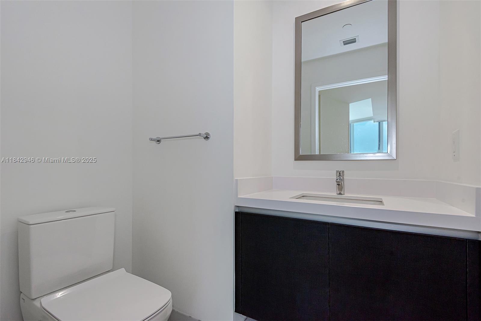 Paramount Miami World Cent - Residential Lease