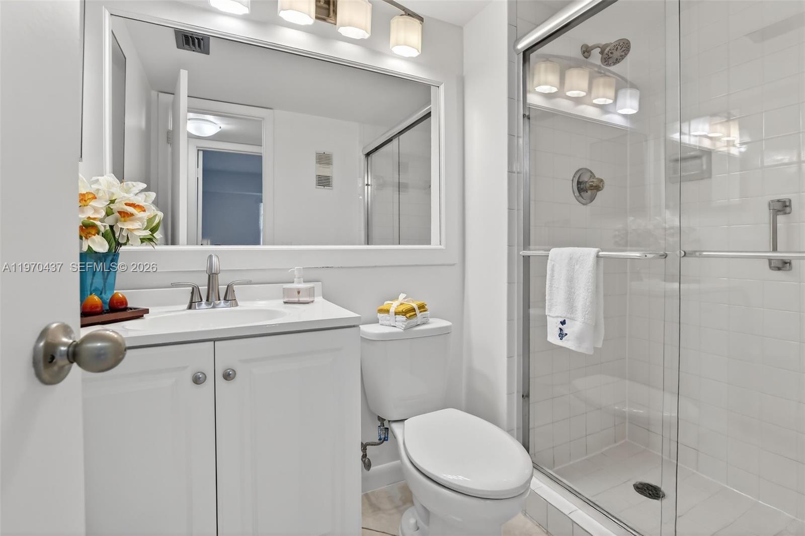 ROLLING HILLS GOLF AND - Residential