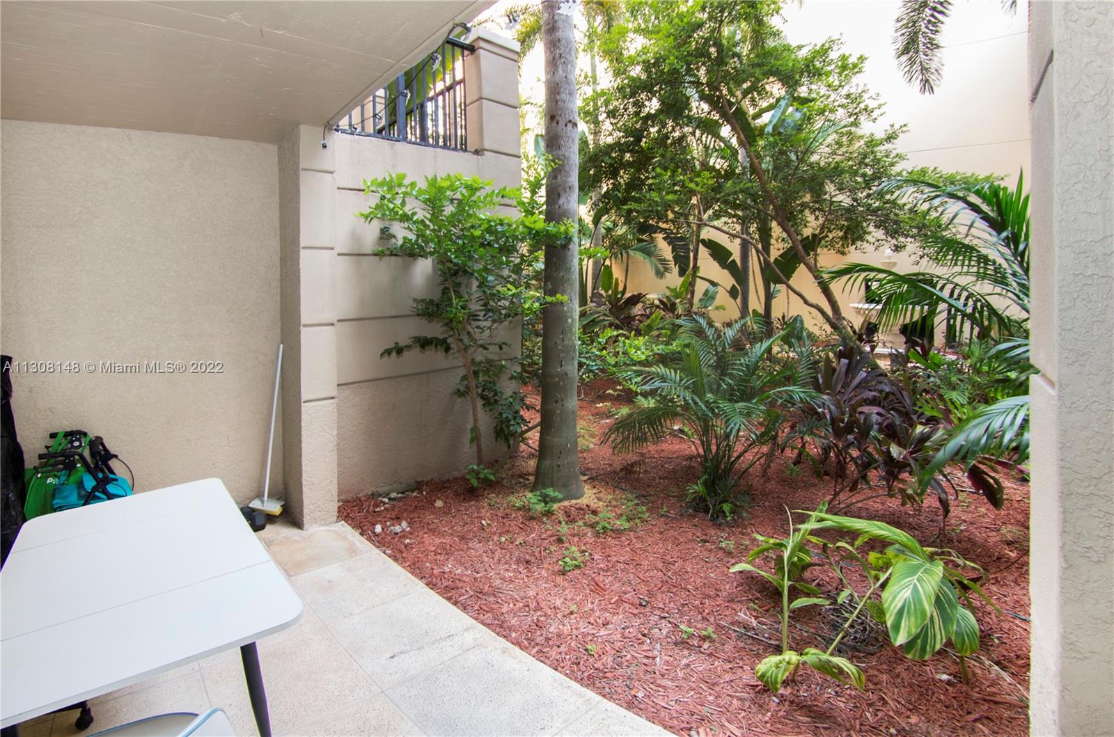 PORTO BELLAGIO CONDO - Residential Lease