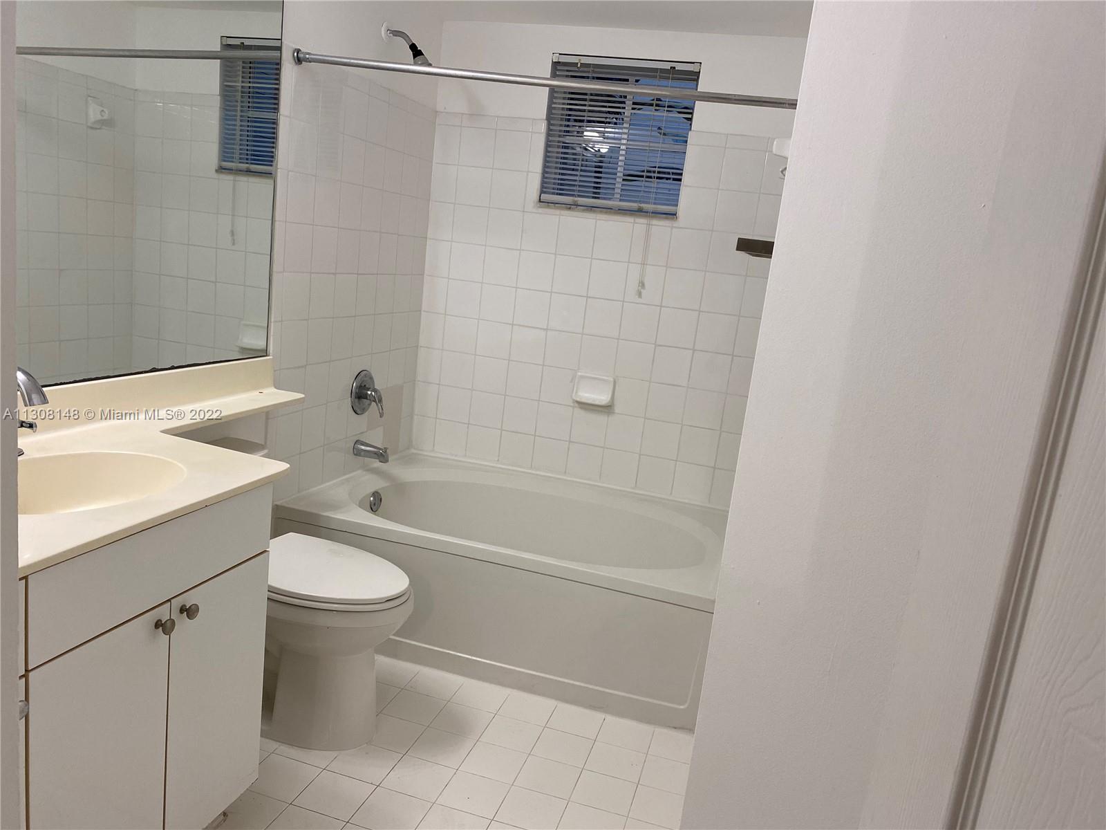 PORTO BELLAGIO CONDO - Residential Lease