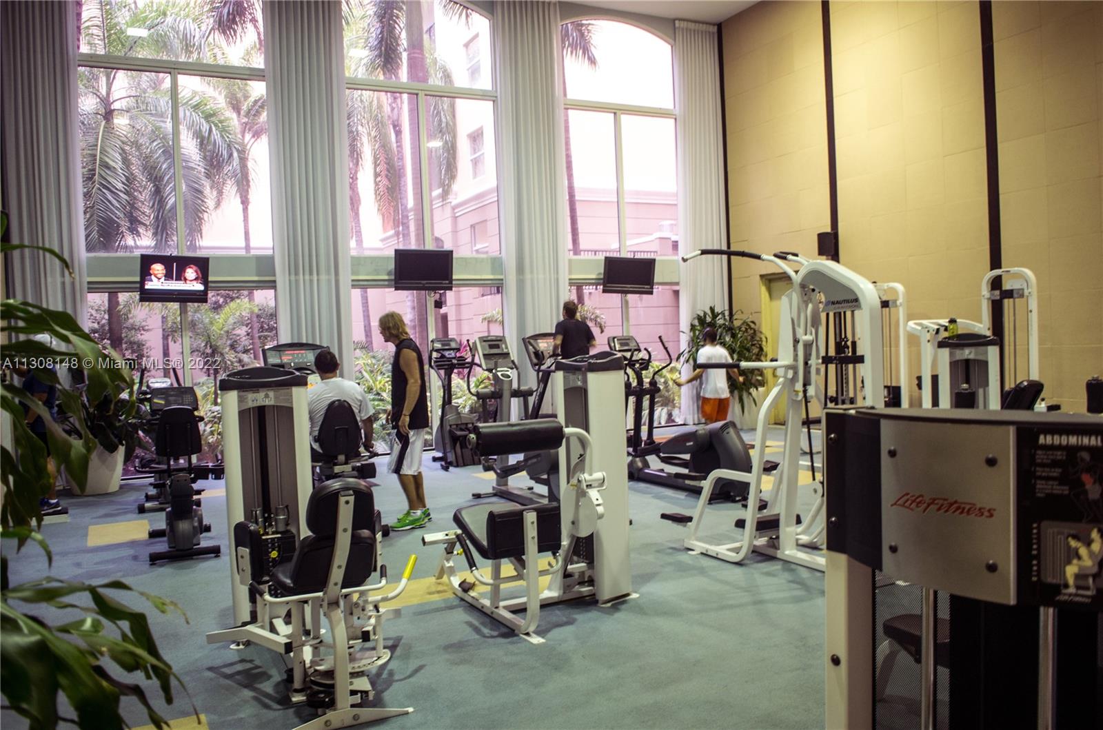 PORTO BELLAGIO CONDO - Residential Lease