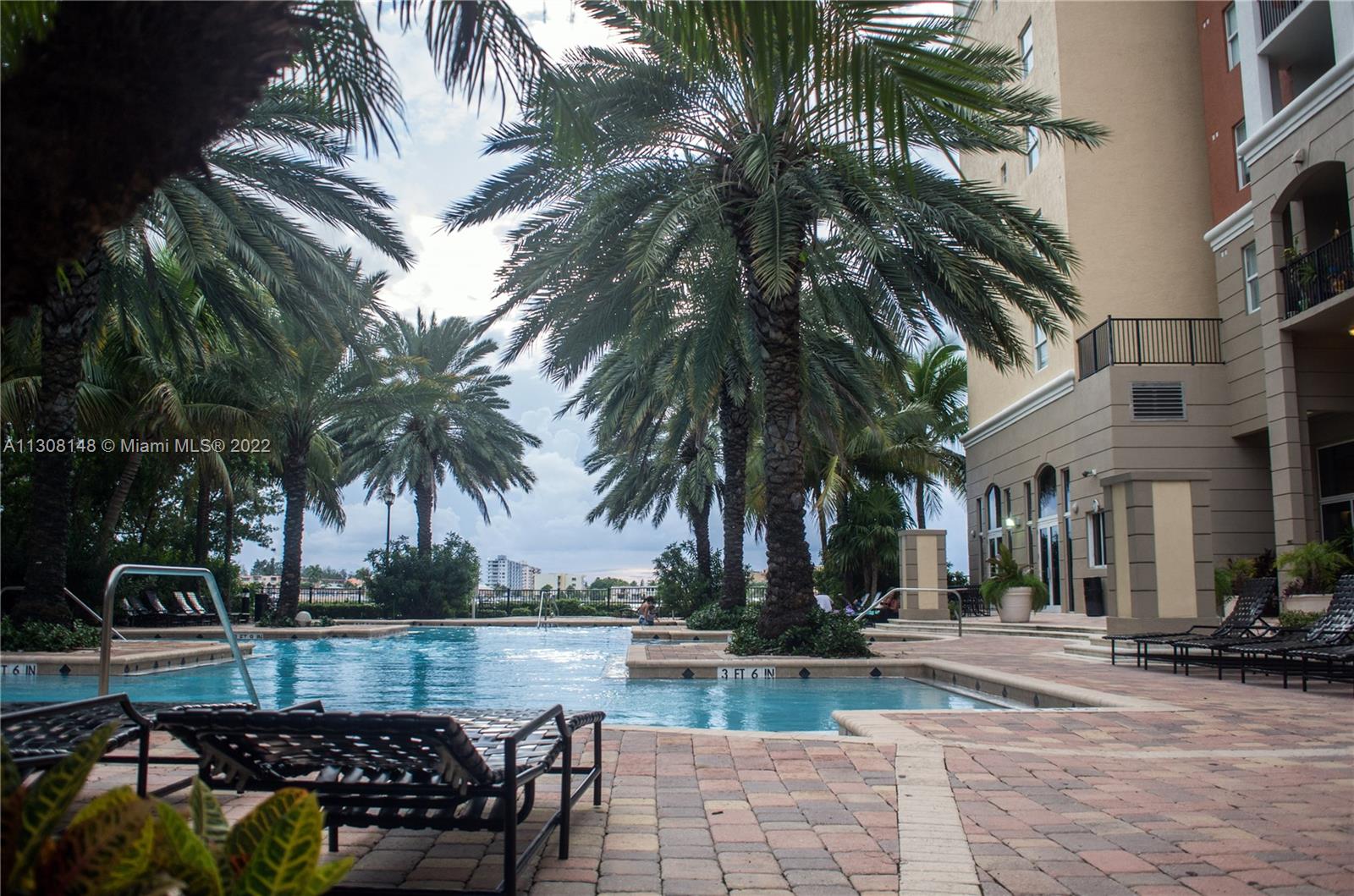 PORTO BELLAGIO CONDO - Residential Lease