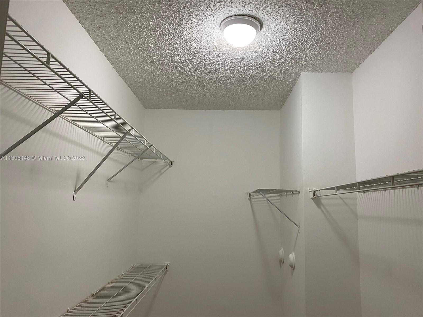 PORTO BELLAGIO CONDO - Residential Lease