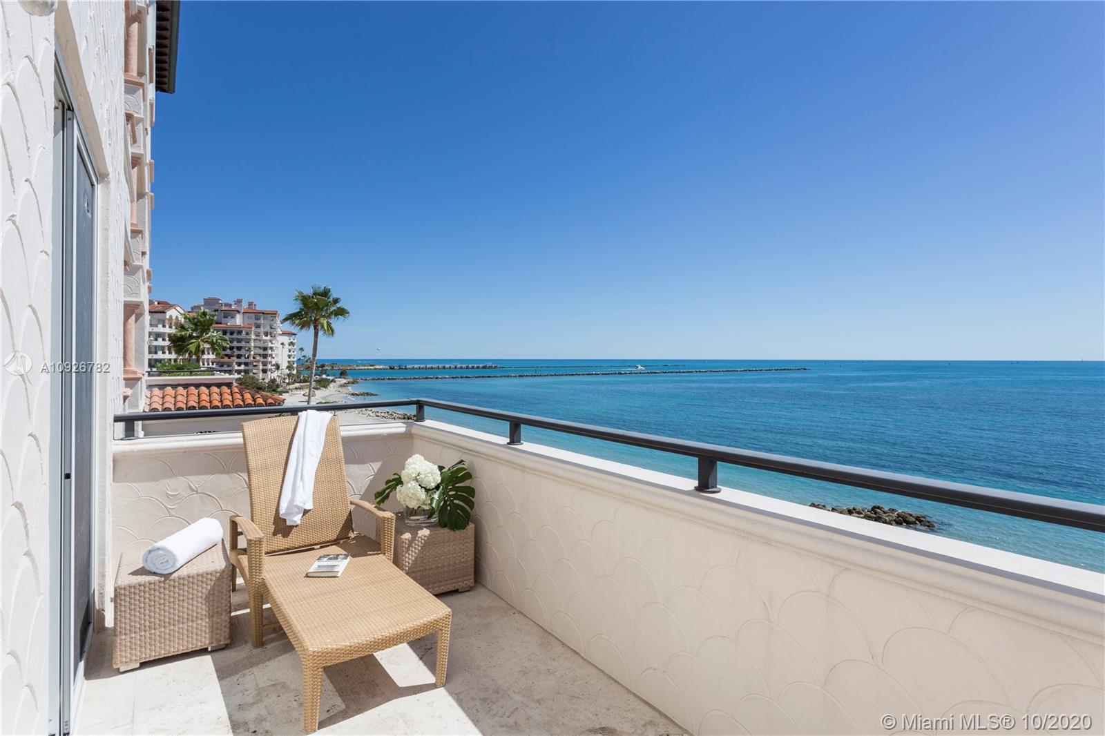 OCEANSIDE FISHER ISL COND - Residential