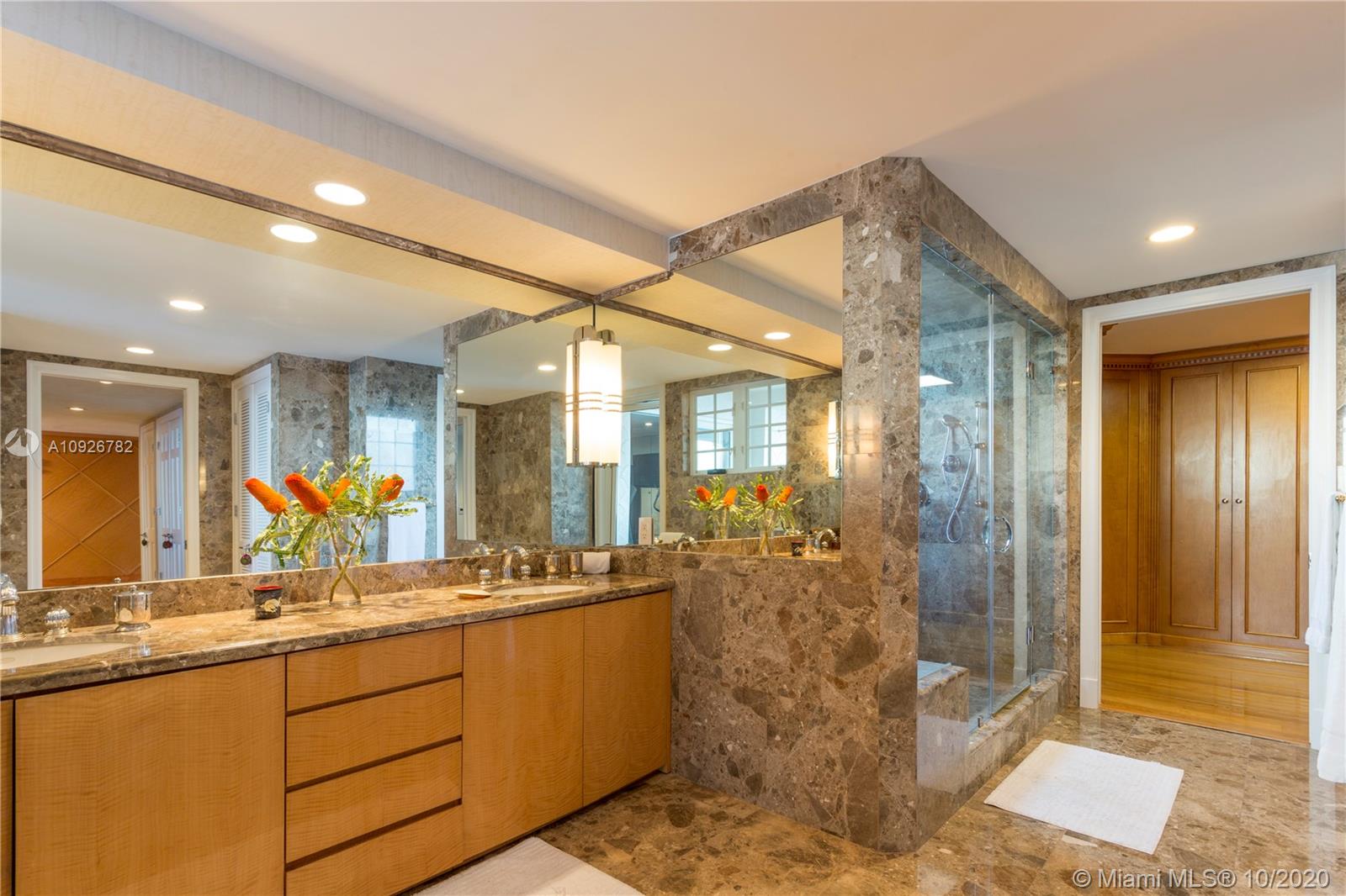 OCEANSIDE FISHER ISL COND - Residential