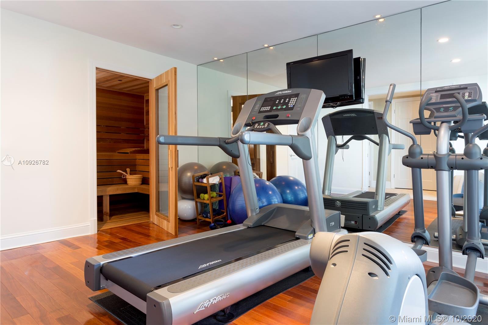 OCEANSIDE FISHER ISL COND - Residential