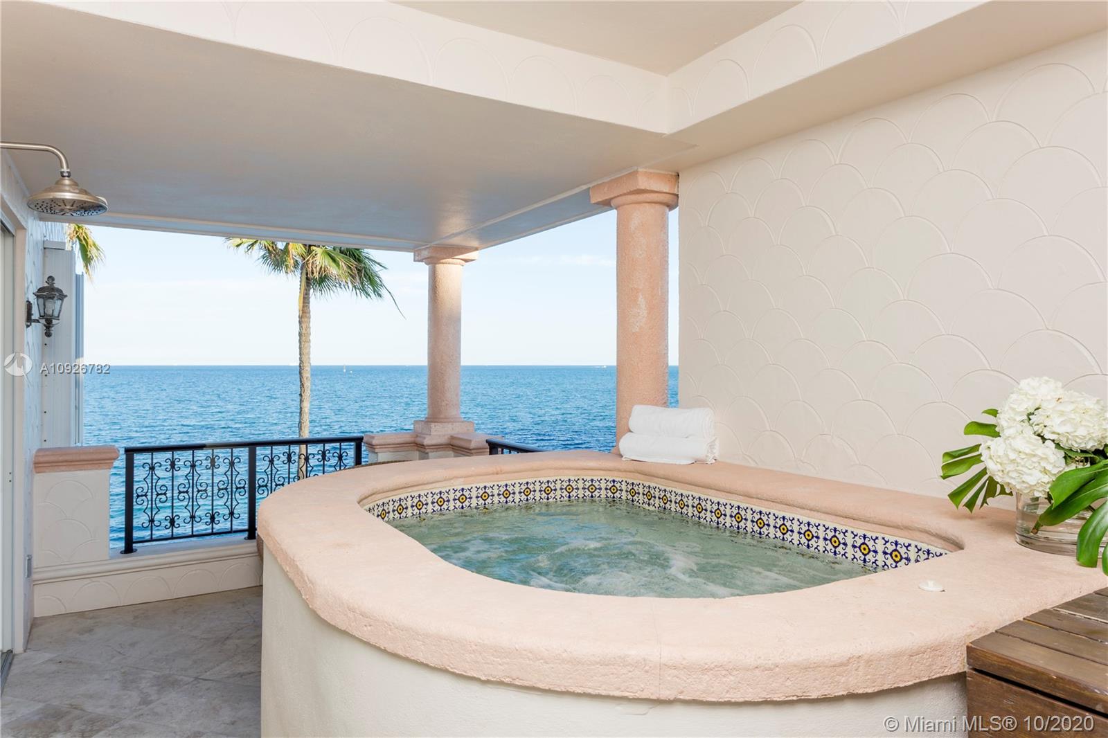 OCEANSIDE FISHER ISL COND - Residential