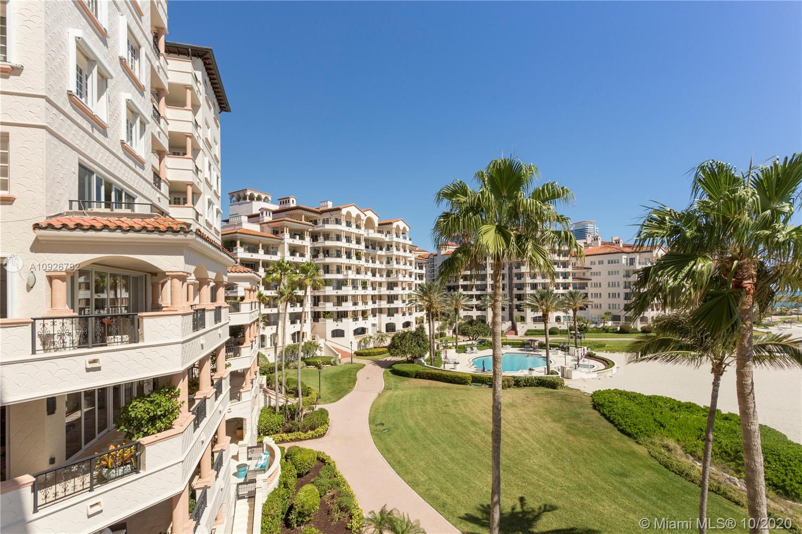 OCEANSIDE FISHER ISL COND - Residential