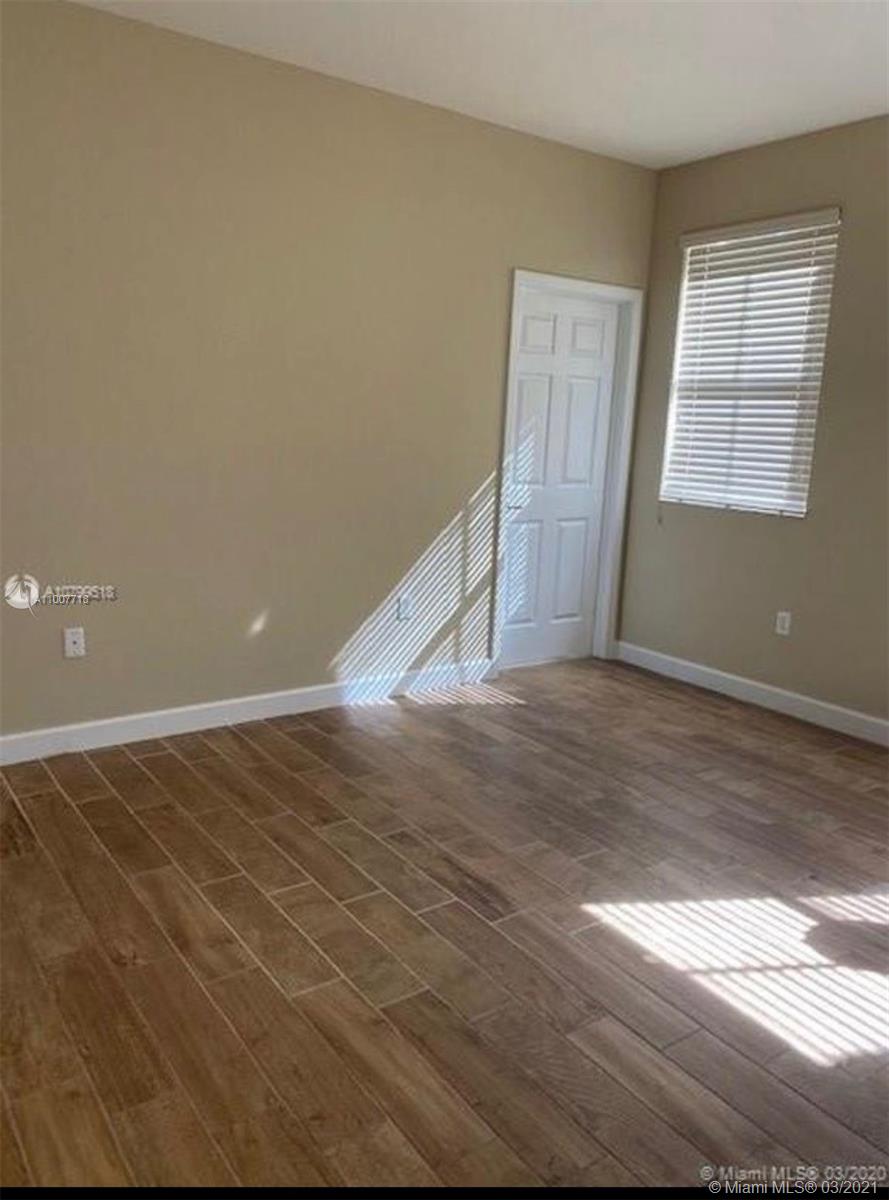 CENTURY GARDENS AT TAMIAM - Residential Lease