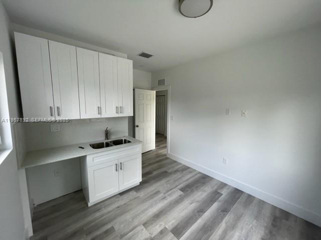WEST SILVER CREST - Residential Lease