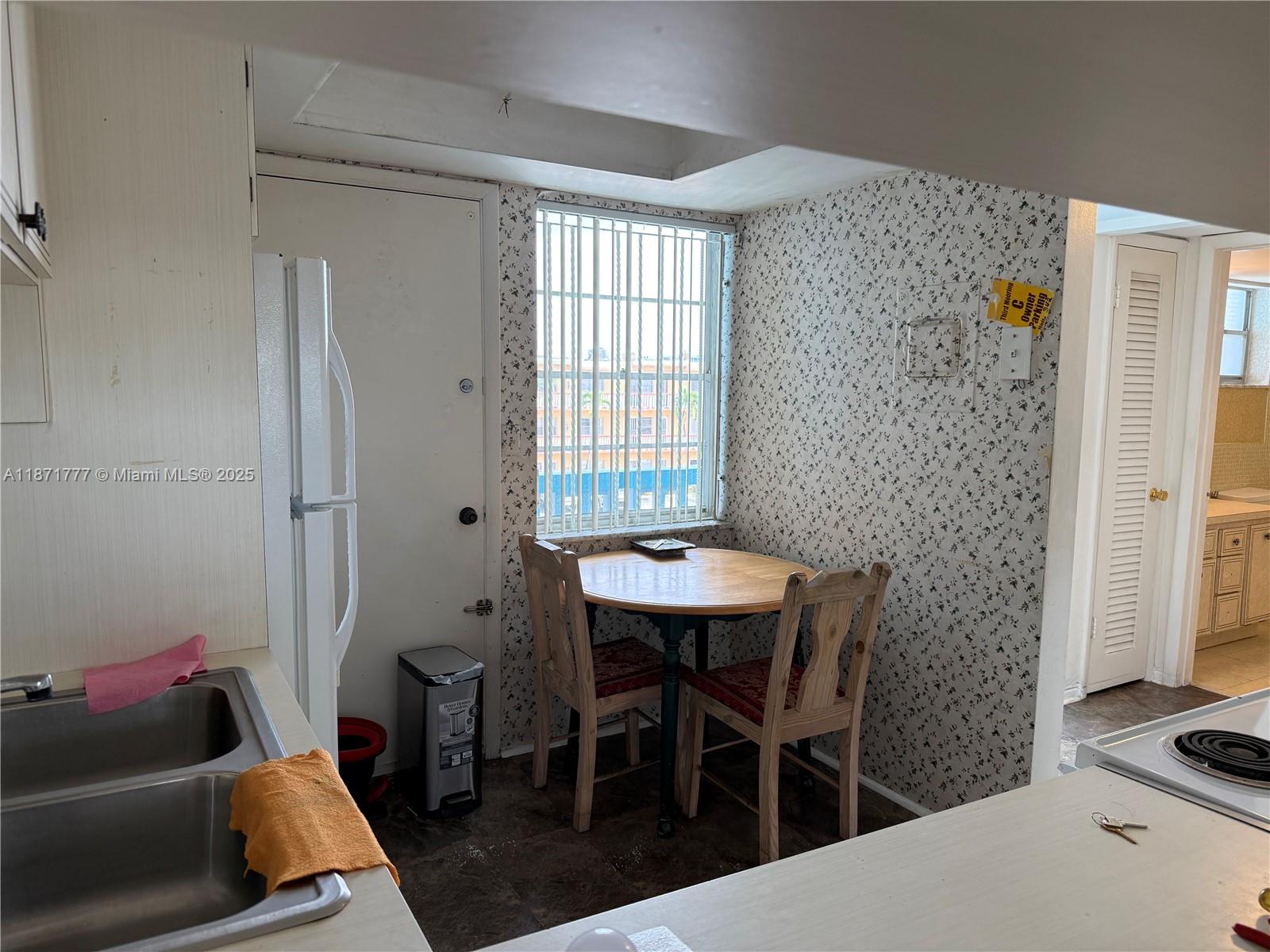 THIRD MOORINGS CONDO - Residential