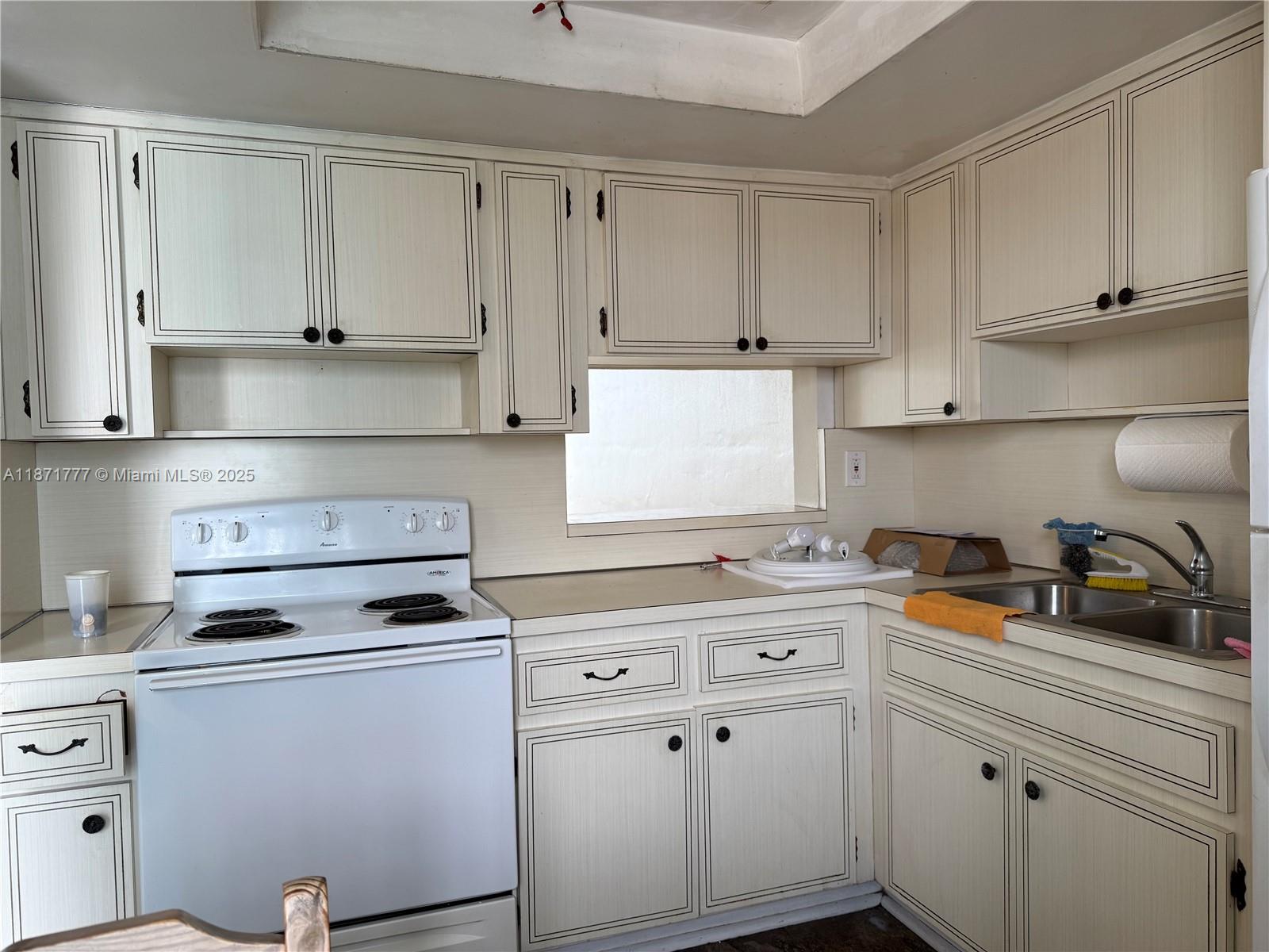 THIRD MOORINGS CONDO - Residential