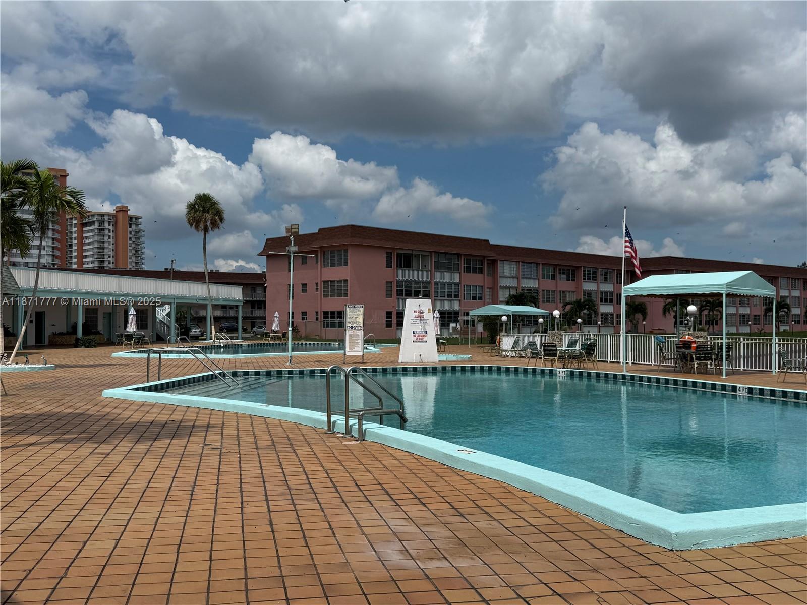 THIRD MOORINGS CONDO - Residential