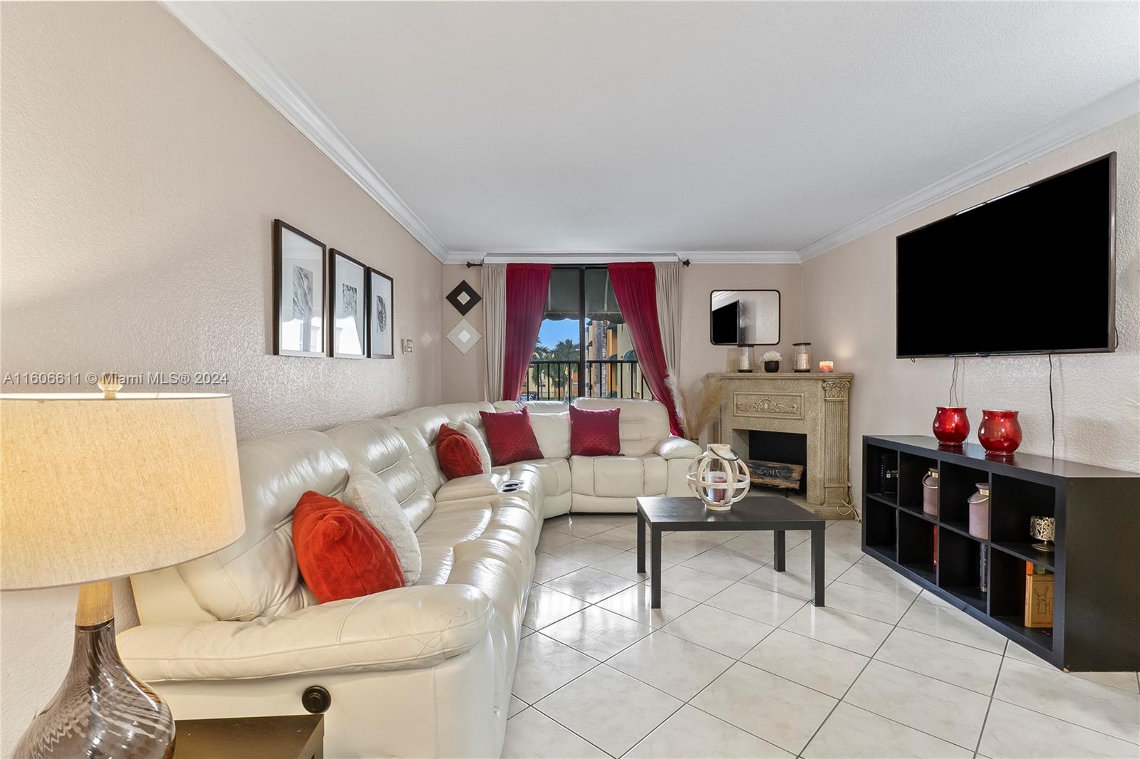 666 W 81st St 226, Hialeah, Miami-Dade County, Florida - 1 Bedrooms  
1 Bathrooms - 