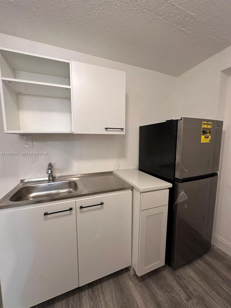 Brand new Studio or Efficiency near Hollywood Beach. For 1-2 people only. Landlord is requesting first month, and 2 months security deposits. Electricity, water & sewer plus waste included in the rent. 1 Parking space only, no washer & dryer.