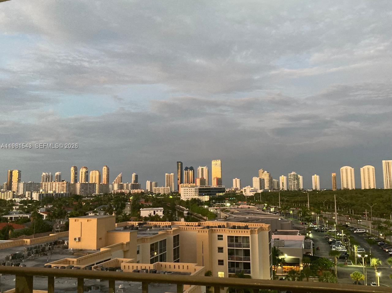 ISLAND SHORES CONDO - Residential Lease