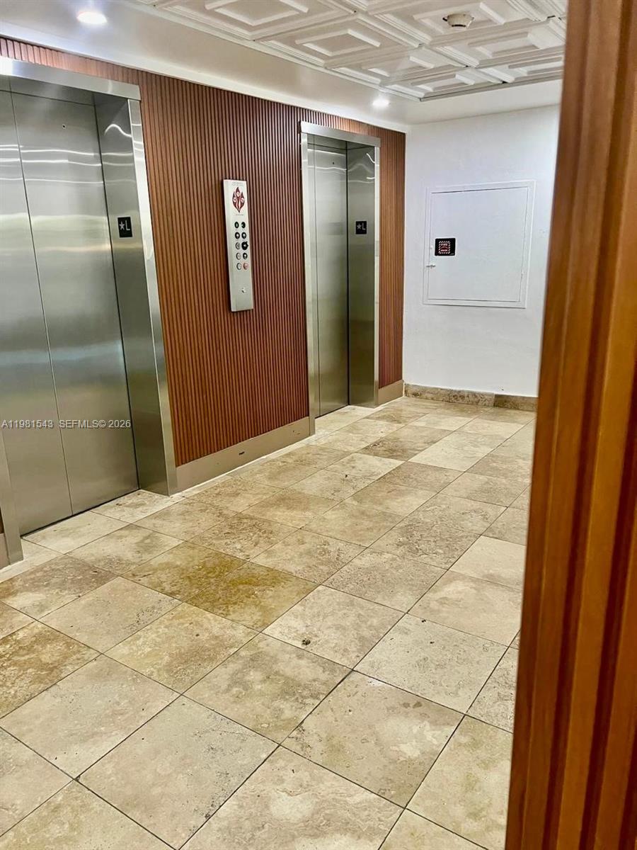 ISLAND SHORES CONDO - Residential Lease