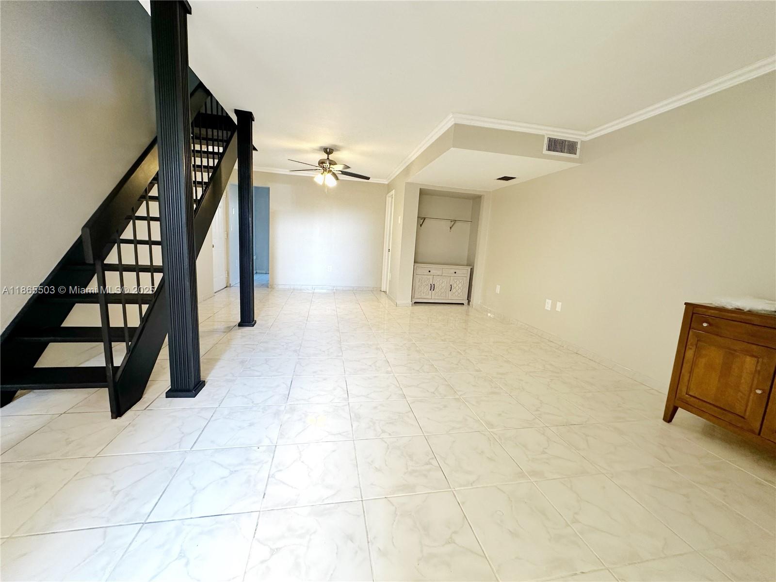 SHORES VILLAS CONDO BLDG - Residential Lease