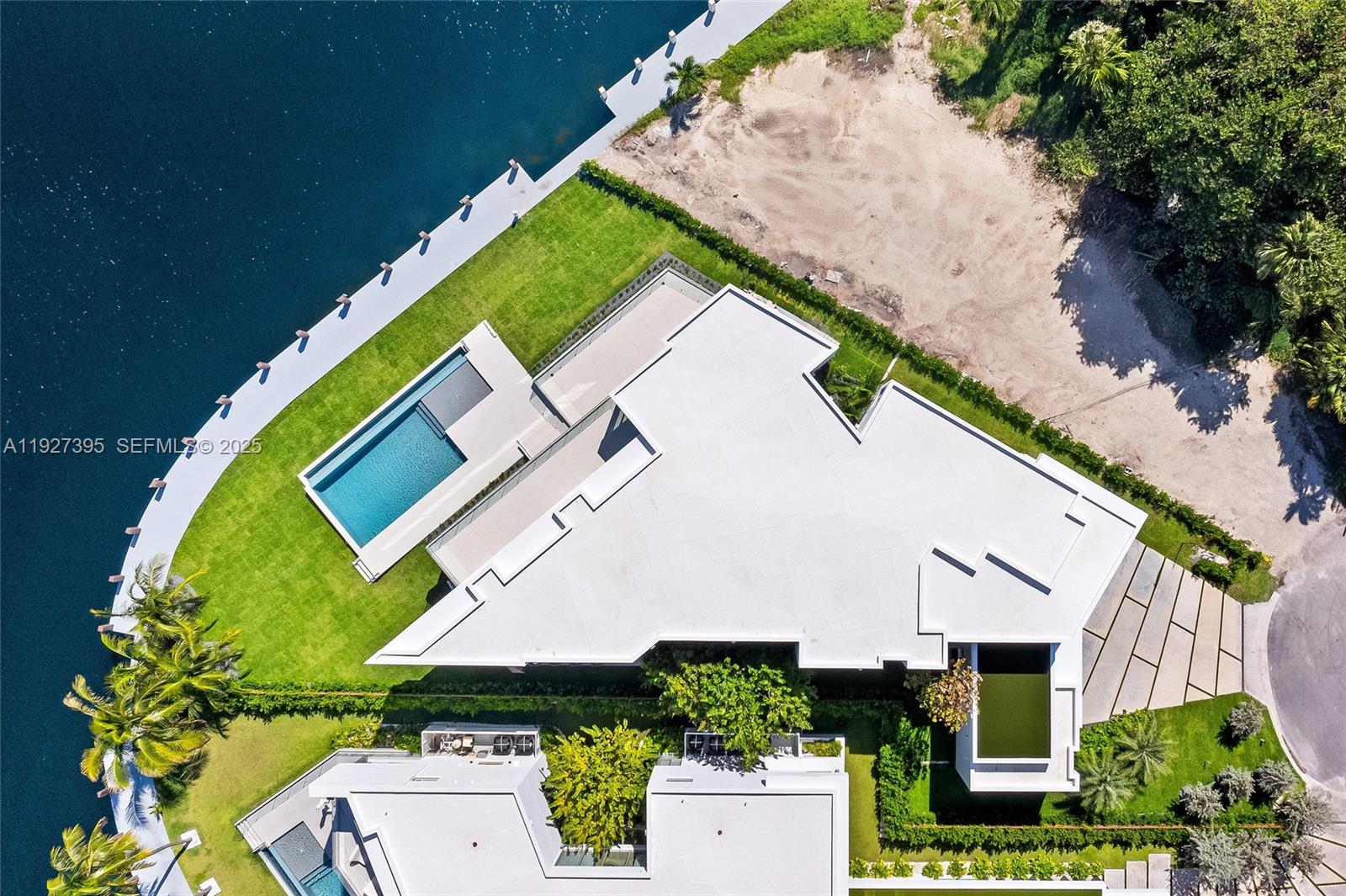 GOLDEN ISLES SEC A REV PL - Residential