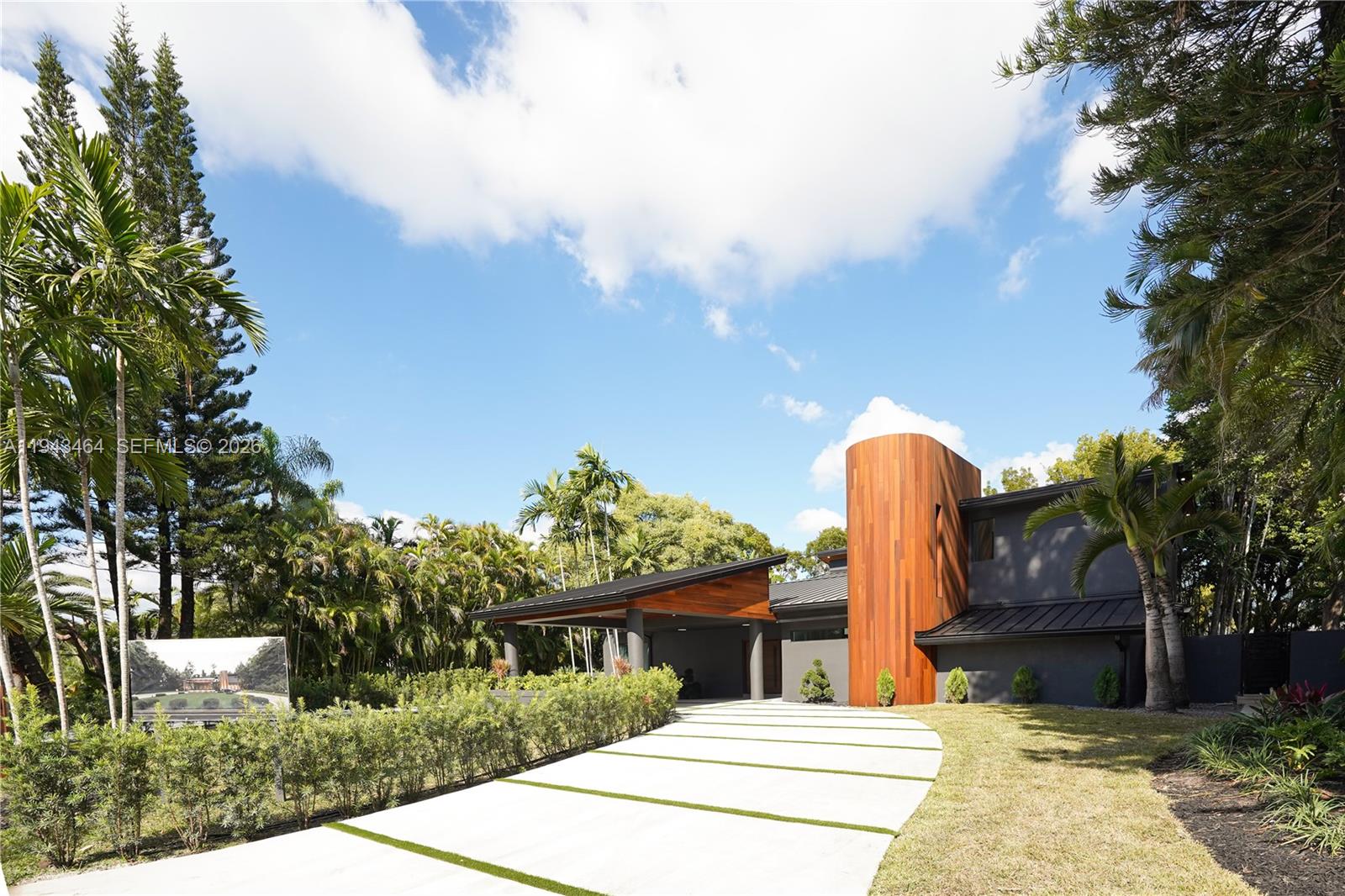 CATALINA PINES - Residential