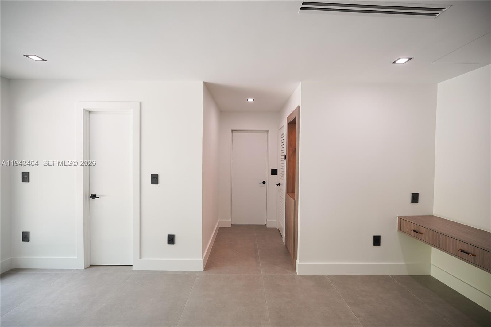 CATALINA PINES - Residential