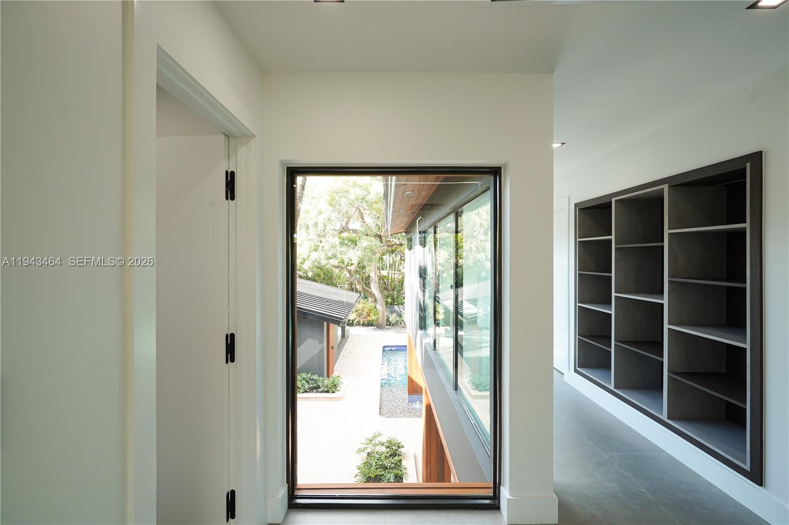 CATALINA PINES - Residential