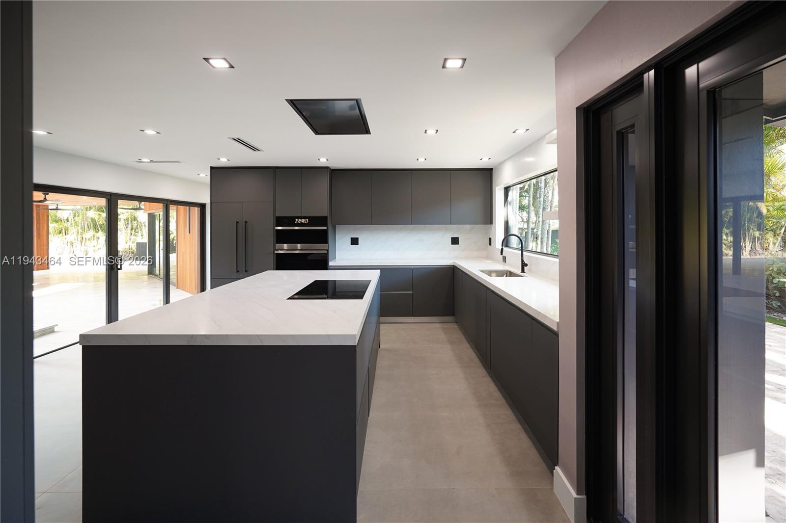 CATALINA PINES - Residential