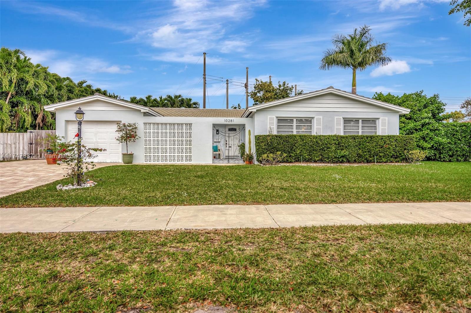 Property for Sale at 10281 Sw 92nd Ter, Miami, Broward County, Florida - Bedrooms: 3 
Bathrooms: 2  - $899,900