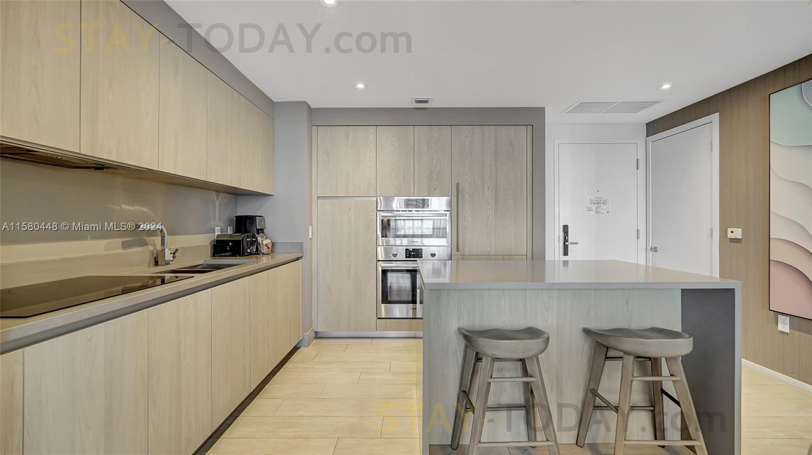 4010 SOUTH OCEAN CONDO - Residential Lease