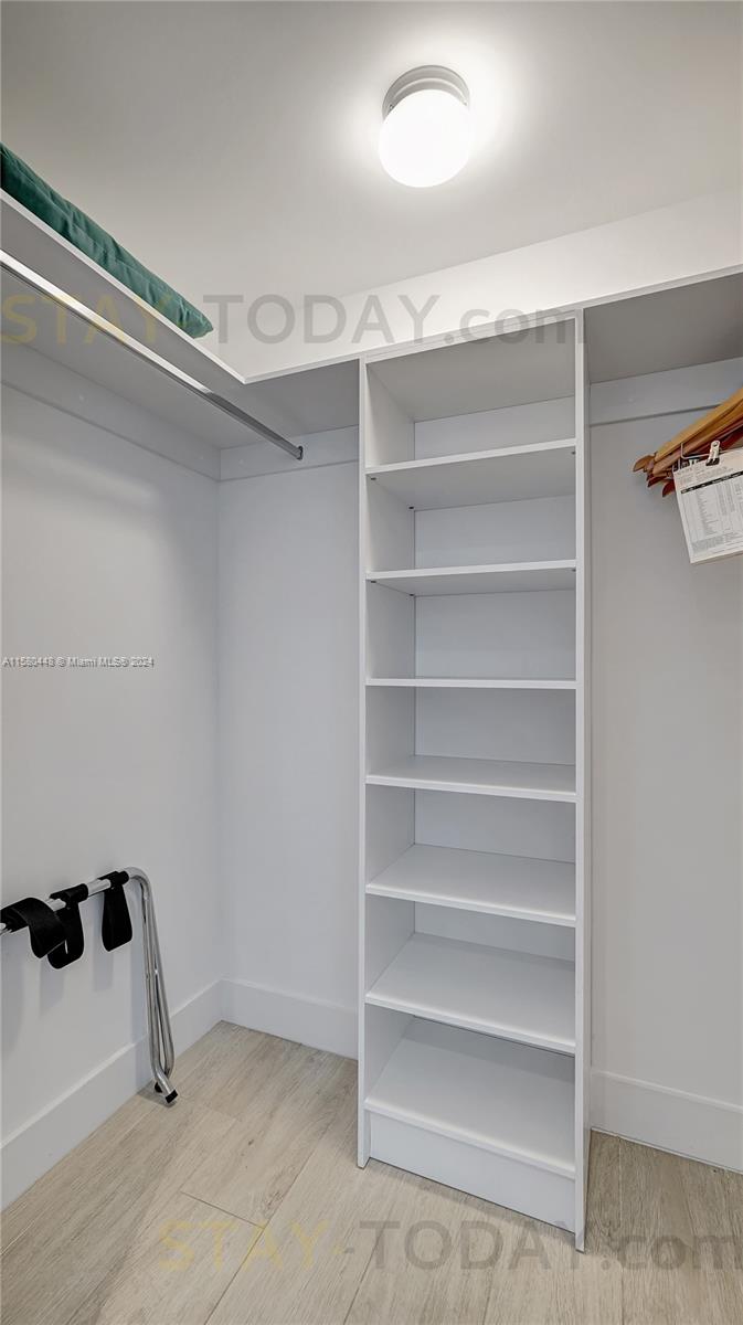 4010 SOUTH OCEAN CONDO - Residential Lease