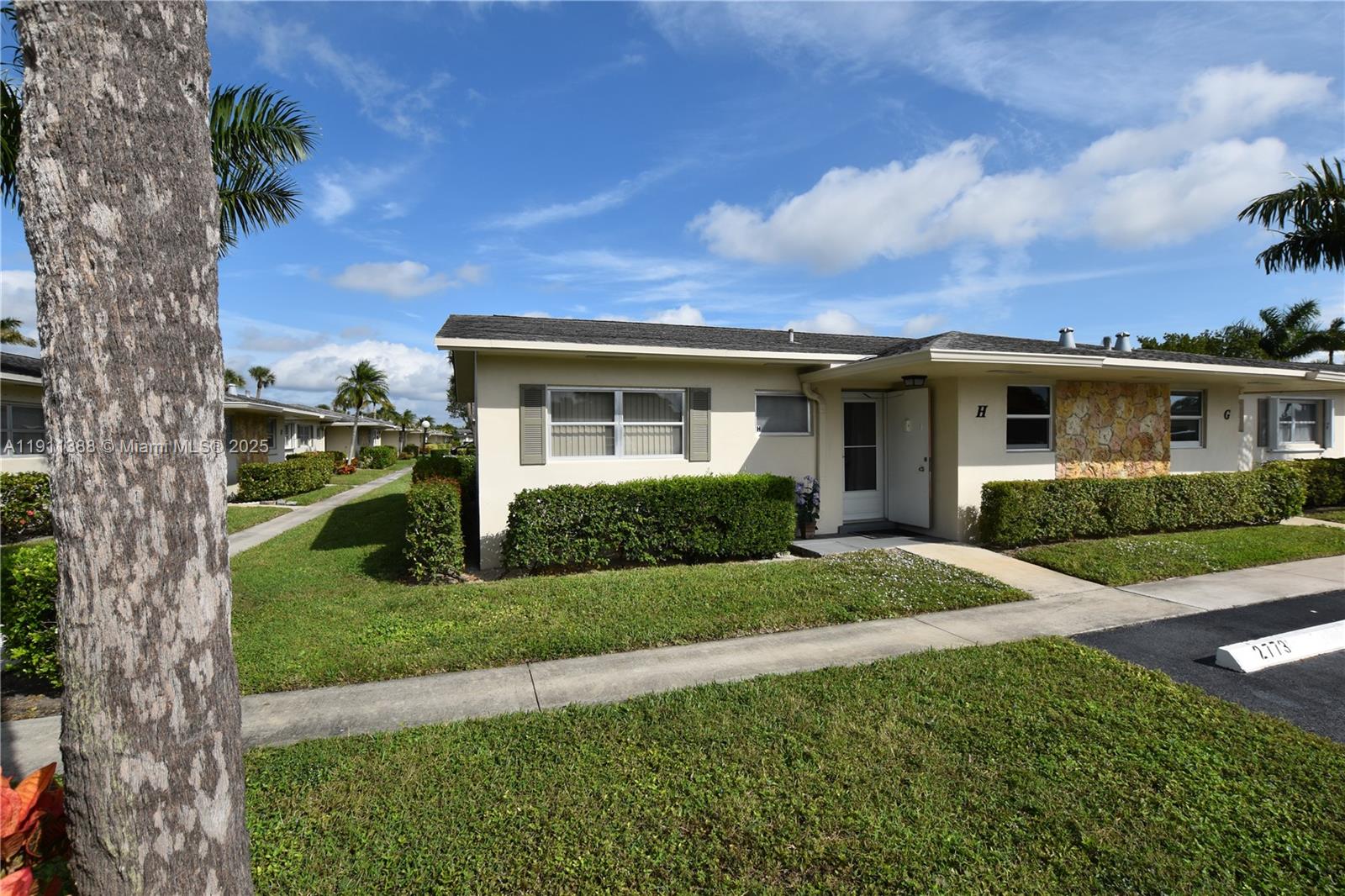 CRESTHAVEN VILLAS CONDO 3 - Residential