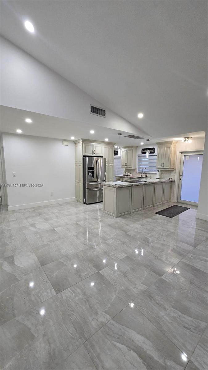 SPRINGTREE - Residential