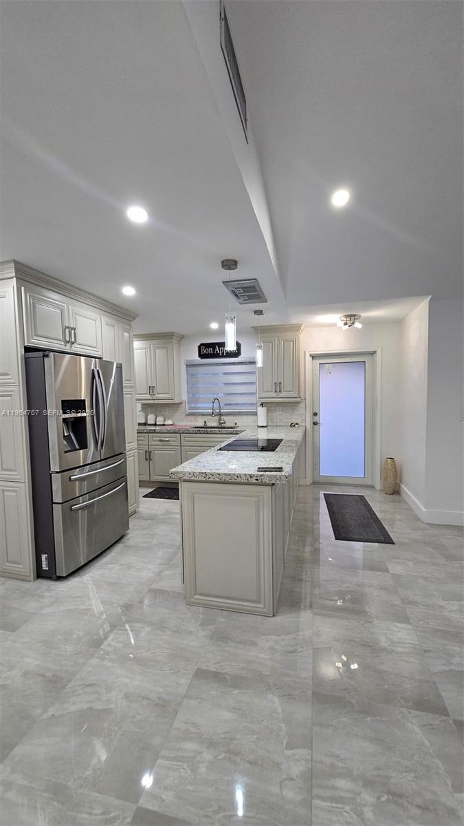 SPRINGTREE - Residential