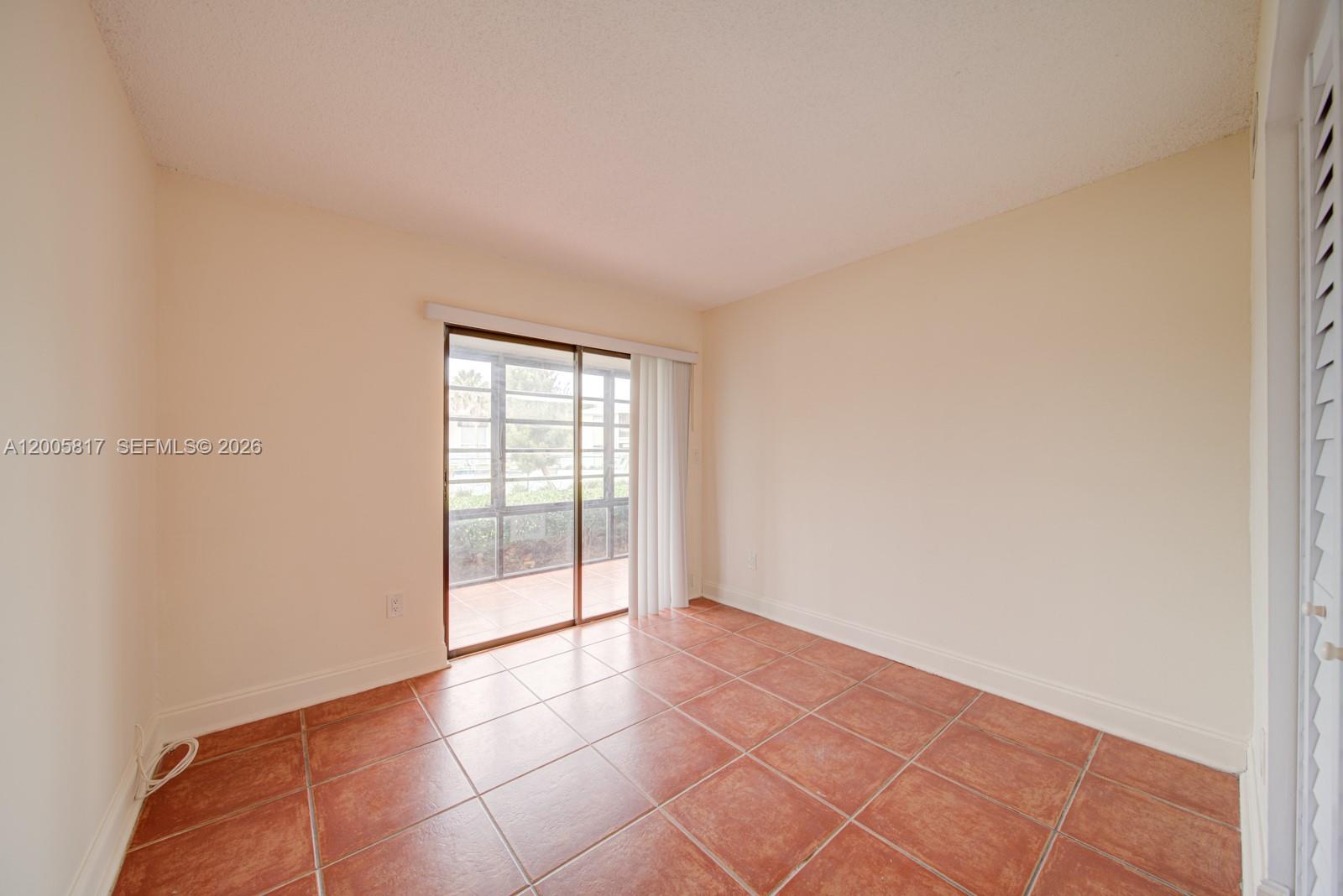 LAKEVIEW AT THE HAMMOCKS - Residential Lease