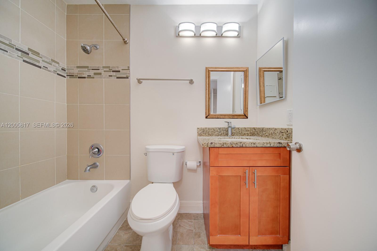 LAKEVIEW AT THE HAMMOCKS - Residential Lease