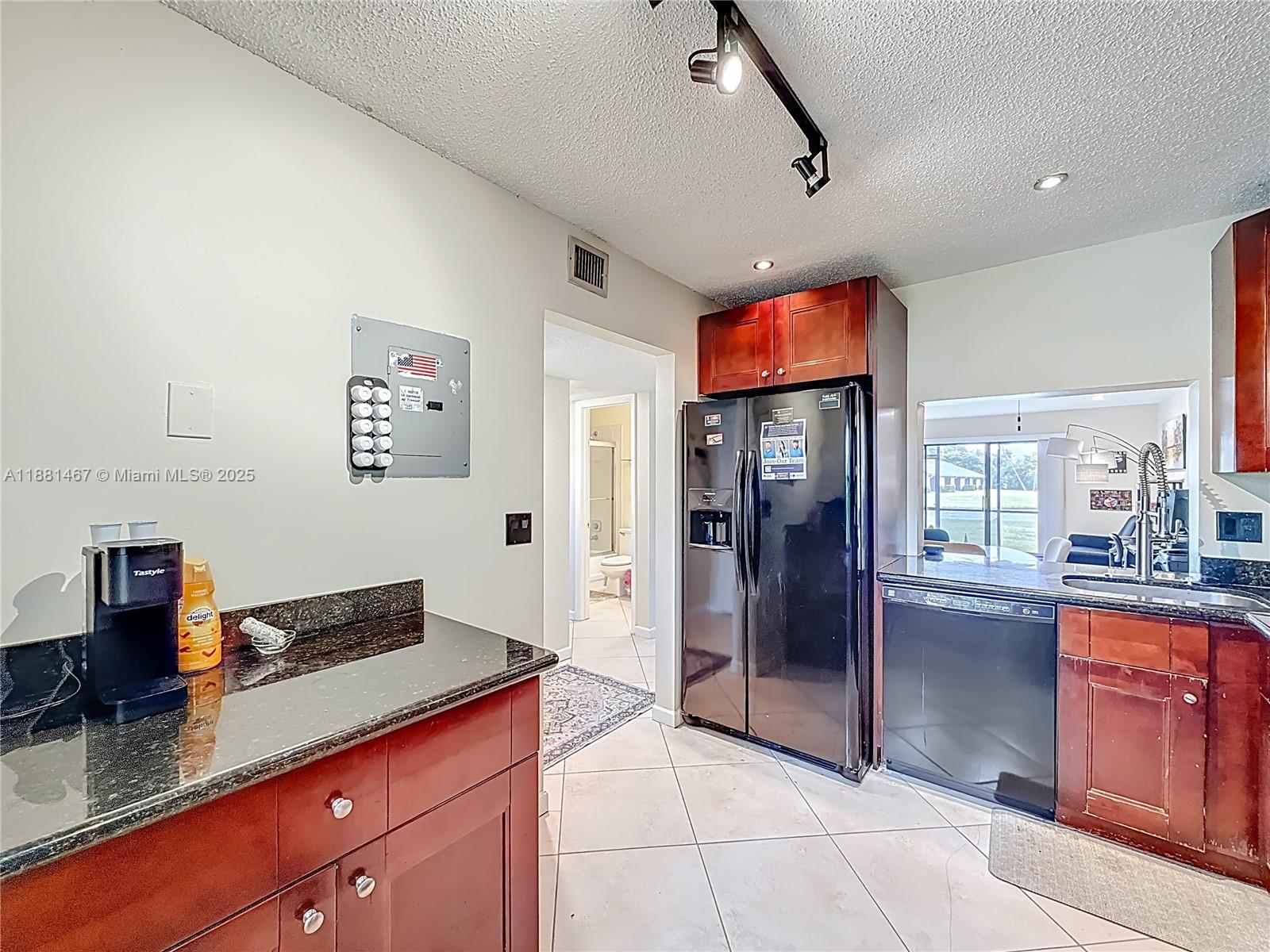 BOCA GLADES CONDO A THRU - Residential