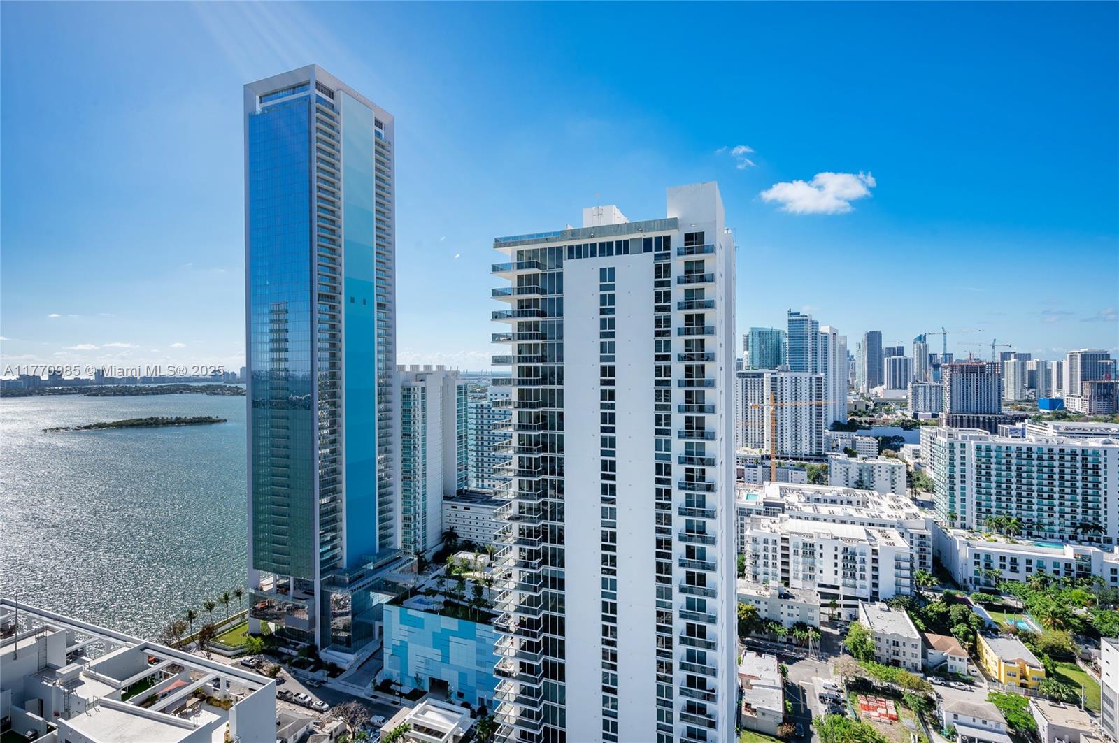 ICON BAY CONDO - Residential