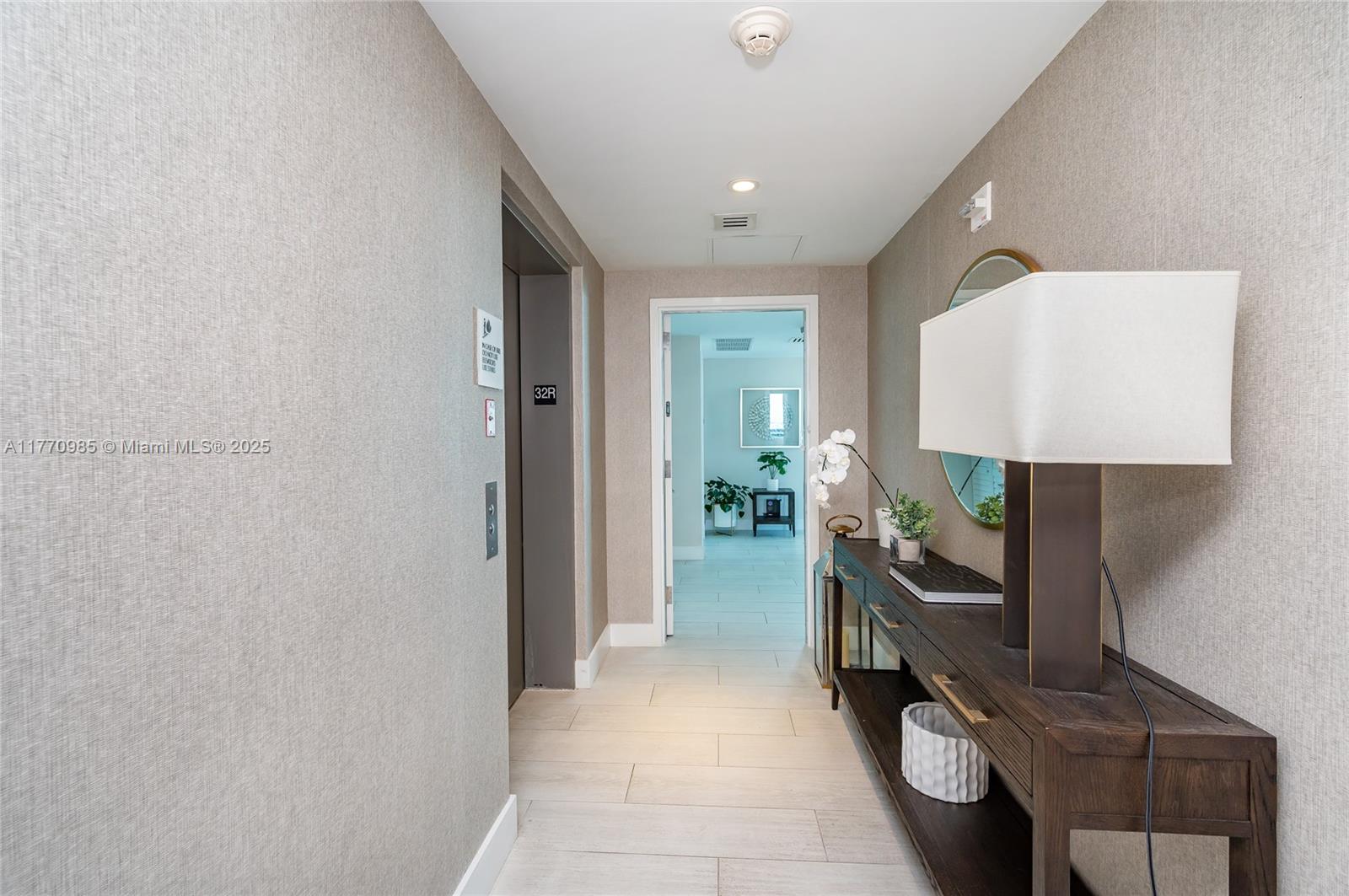 ICON BAY CONDO - Residential