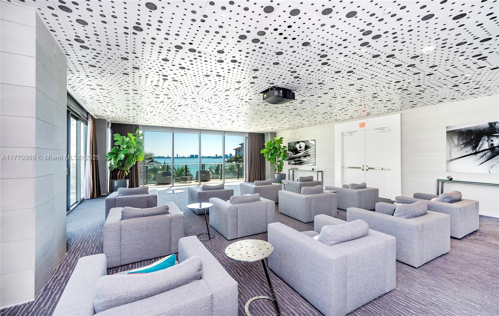 ICON BAY CONDO - Residential