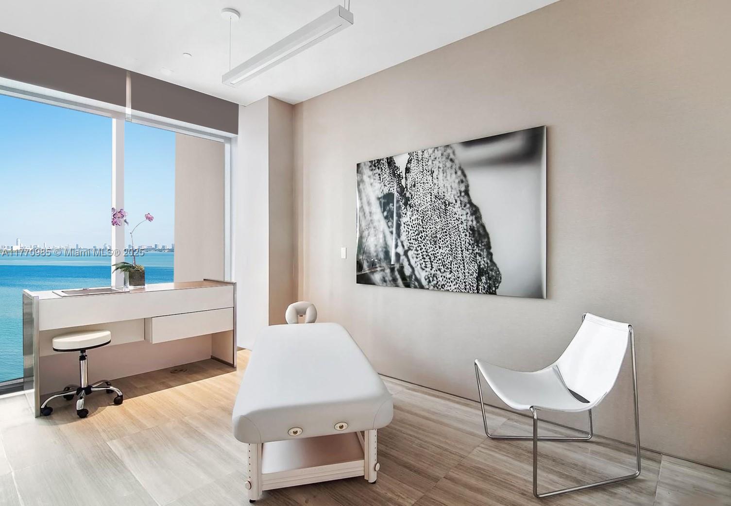 ICON BAY CONDO - Residential