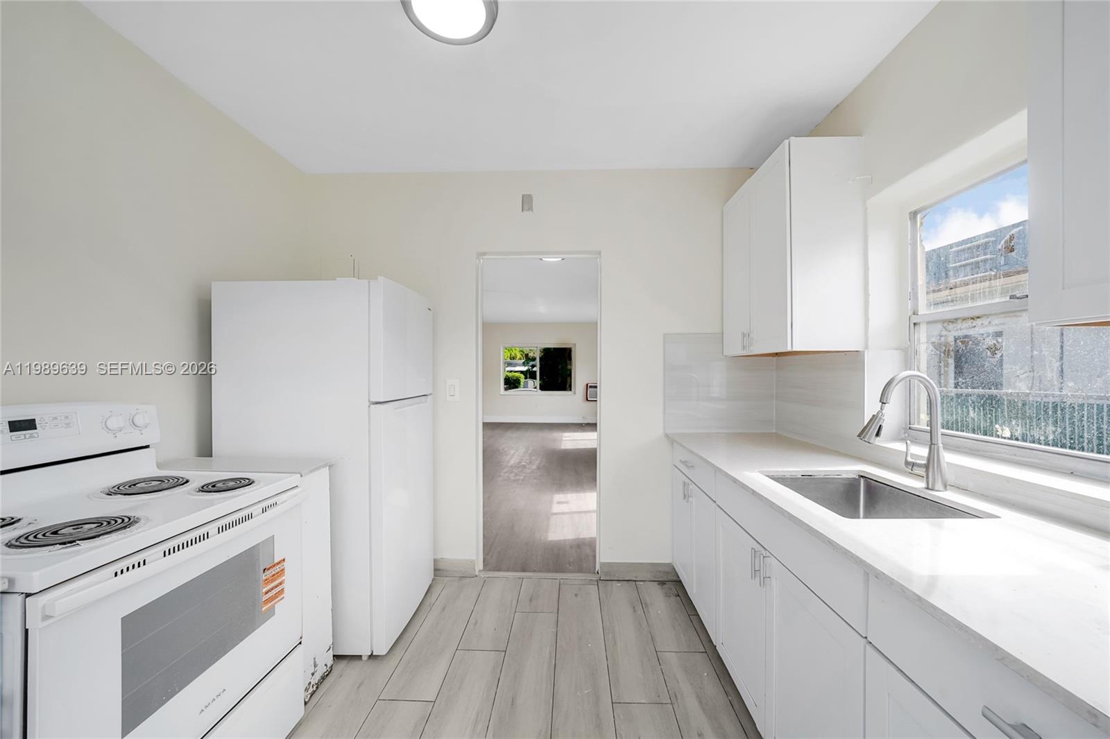 2025 Fillmore St 1-2