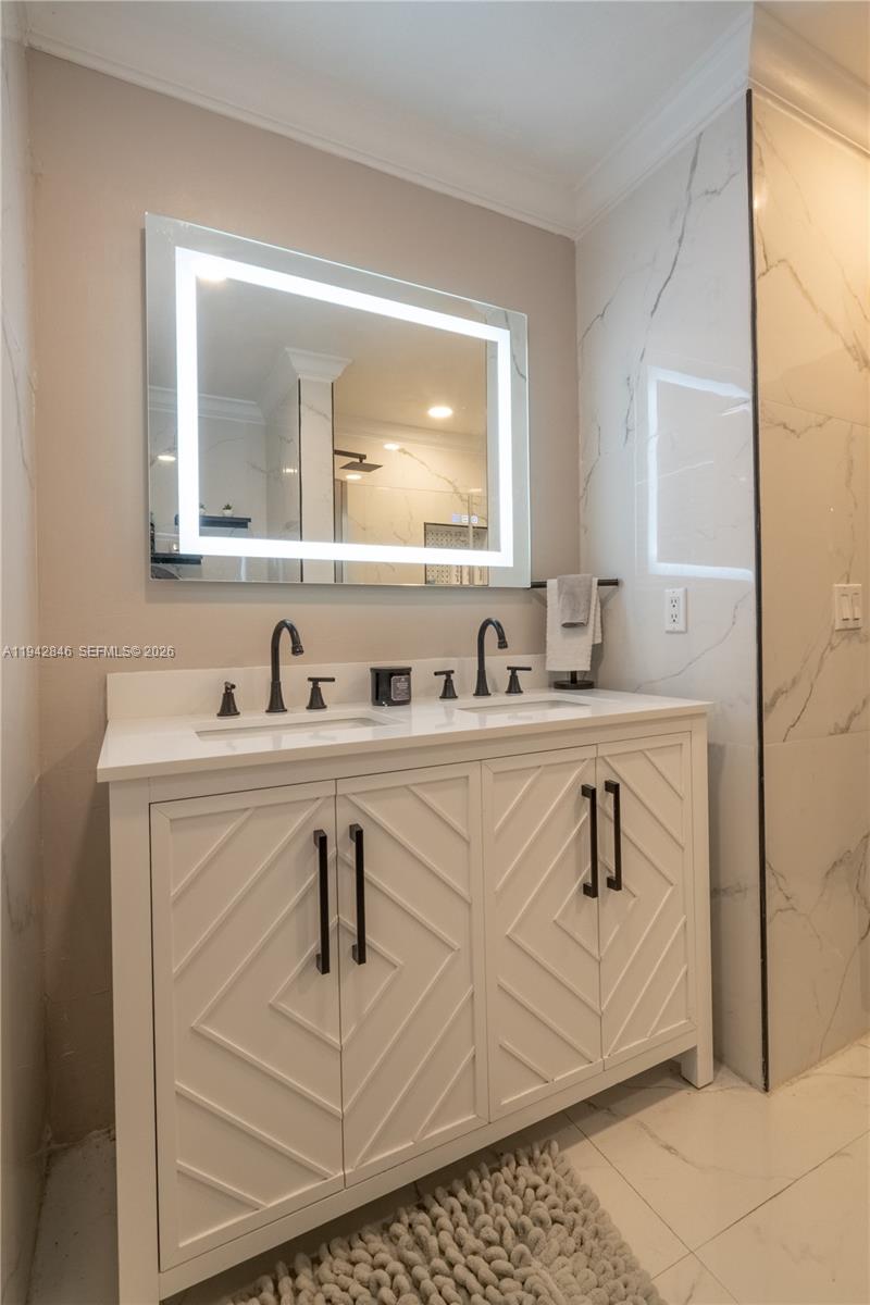 PEMBROKE LAKES SEC 4 - Residential