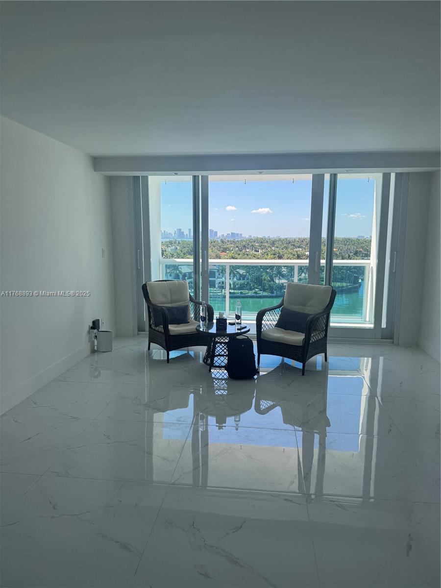 AQUASOL CONDO - Residential