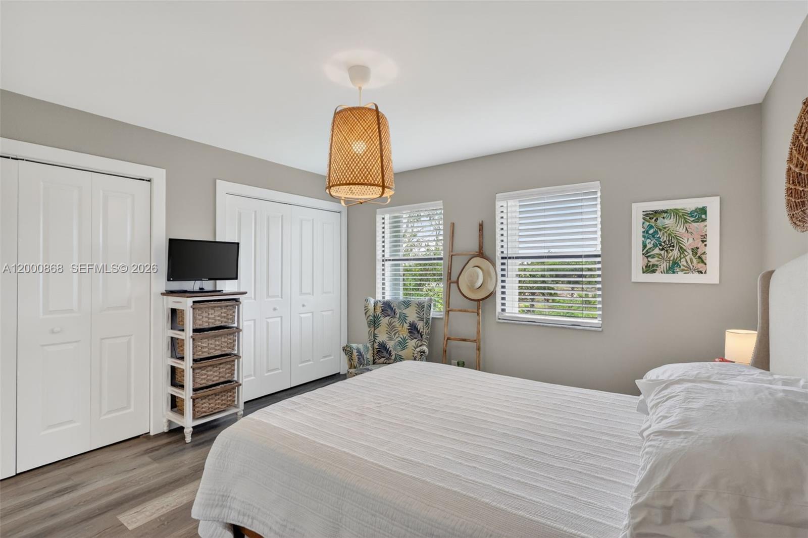 ISLAND VILLAGE PHASE II - Residential Lease