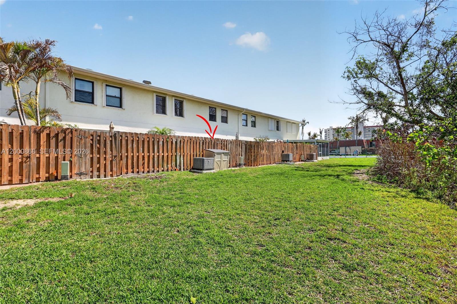 ISLAND VILLAGE PHASE II - Residential Lease